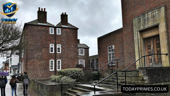 Chichester Crown Court